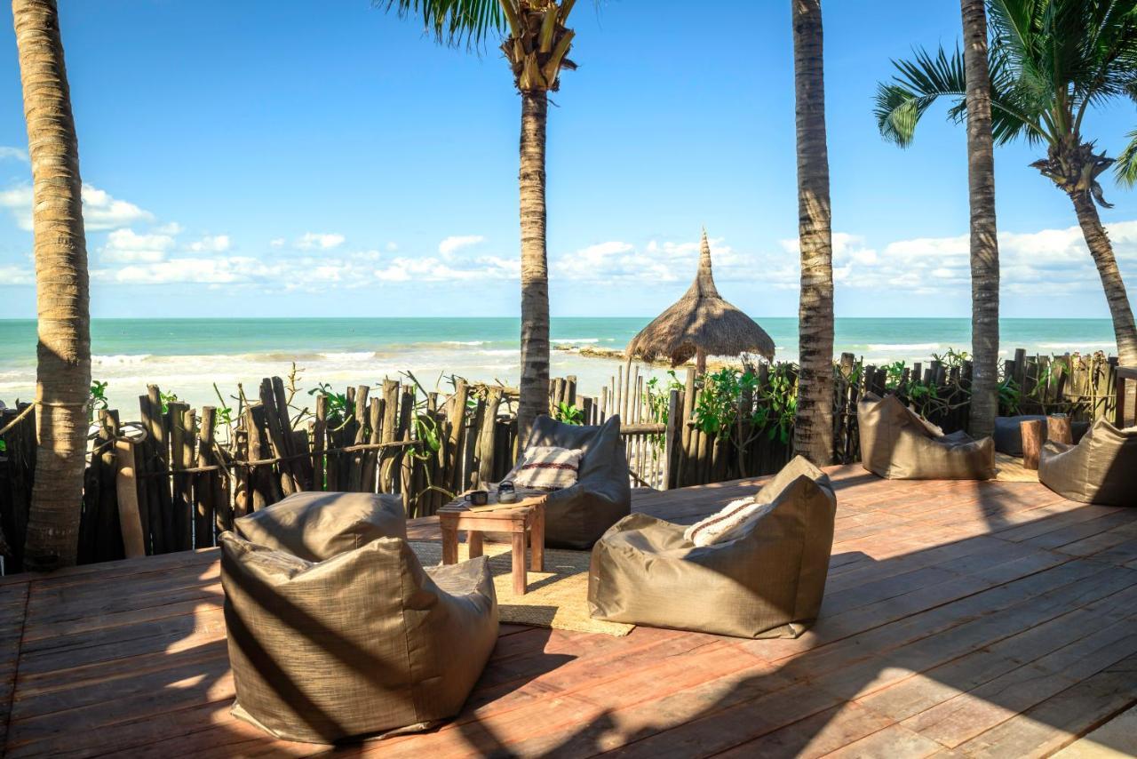 Casa Cat Ba Beachfront Boutique Hotel Остров Холбокс Экстерьер фото